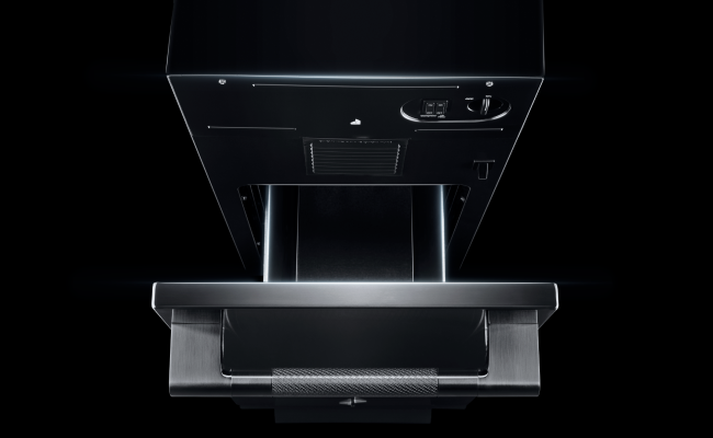 A JennAir Trash Compactor in the RISE™ Design Expression. 