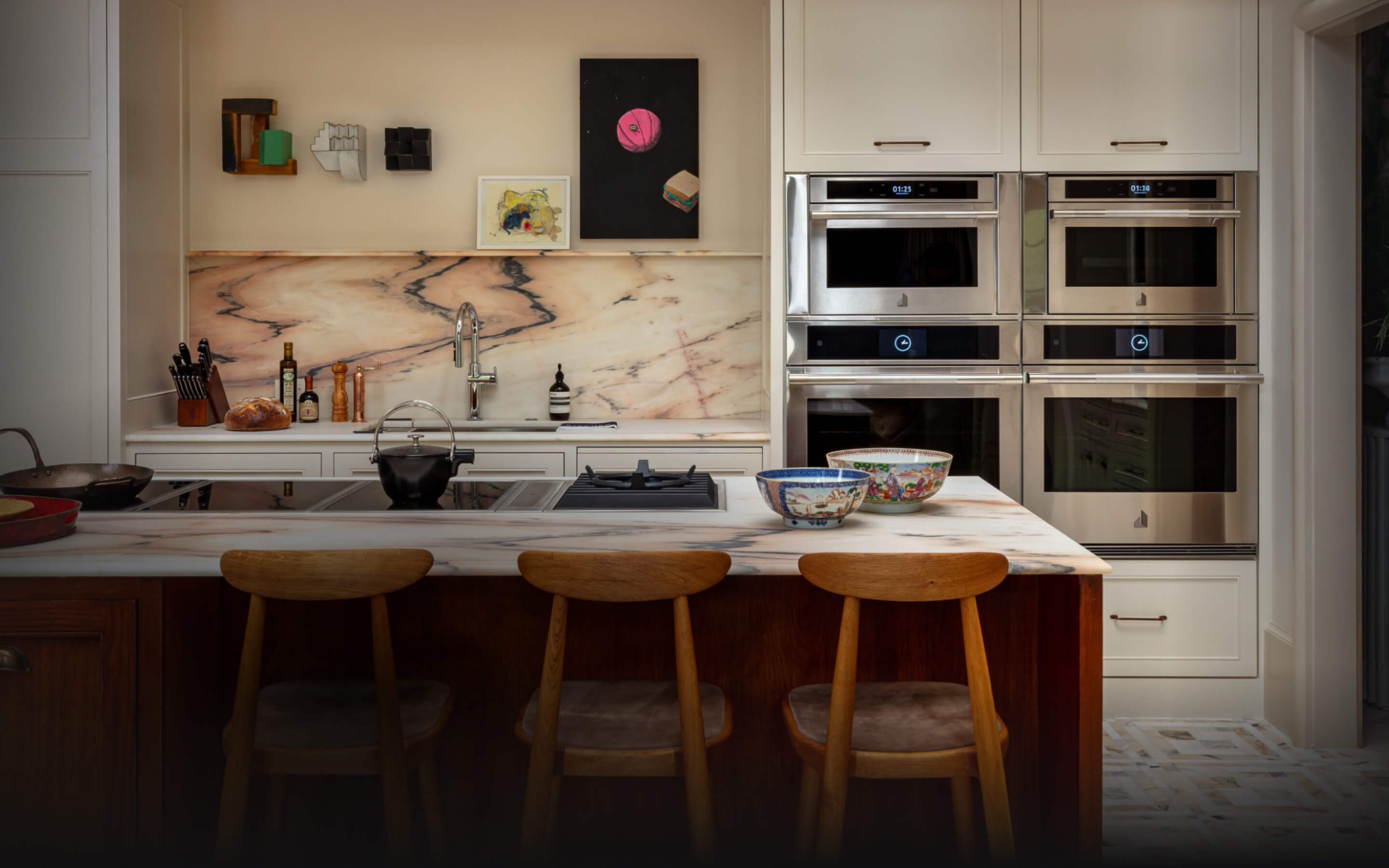 JennAir® Cooktops in a luxury kitchen.