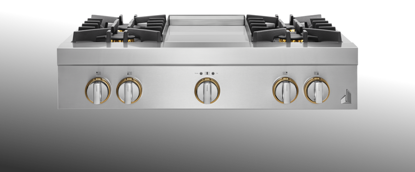 A RISE™ JennAir® Gas Rangetop.