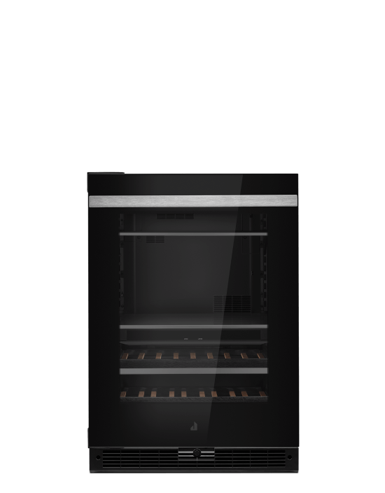 A 24" NOIR™ Beverage Center.